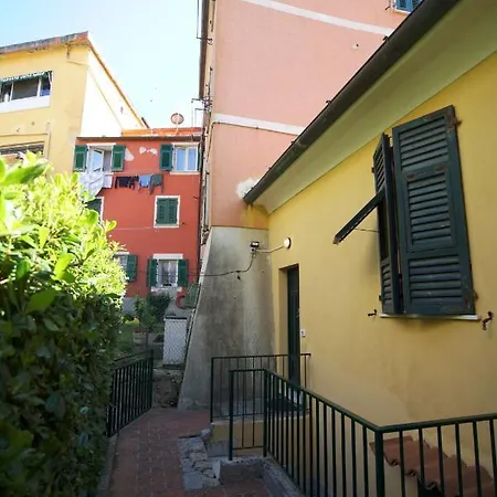 Borgo Antico - Casa Del Commodoro Feriehus *