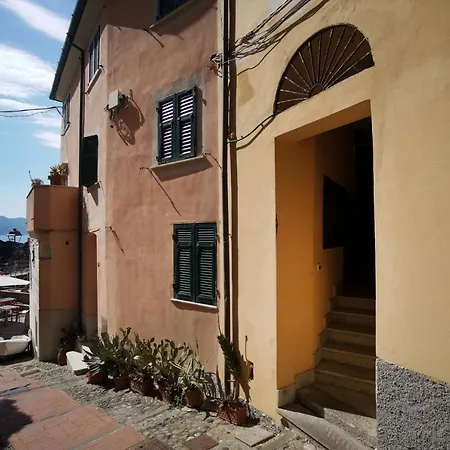 Borgo Antico - Casa Del Commodoro Feriehus