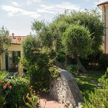 Borgo Antico - Casa Del Commodoro Дом отдыха